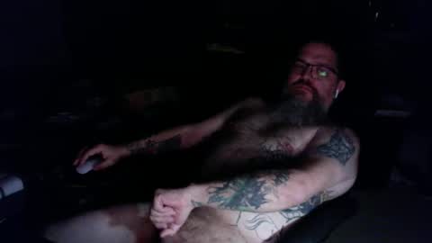 Snapshot of wakeupthedead77 chatting on October 17, 4:05 am Mr. Dead online show from October 17, 4:05 am