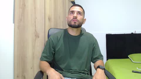 WALTER BROWN  online show from November 24, 5:44 pm