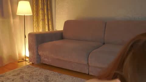 hello guys im Lilian online show from February 17, 3:16 am