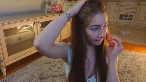 hello guys im Lilian online show from November 18, 3:09 am