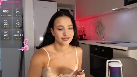 Emma online show from October 28, 8:48 am