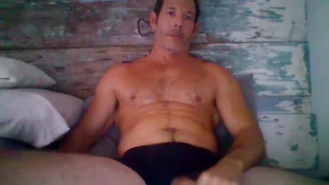 Snapshot of want_to_be_recognized chatting on September 29, 8:41 pm want_to_be_recognized online show from September 29, 8:41 pm