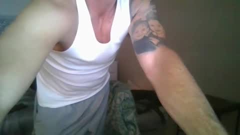 Snapshot of wantmymantofukme chatting on September 18, 7:45 am wantmymantofukme online show from September 18, 7:45 am