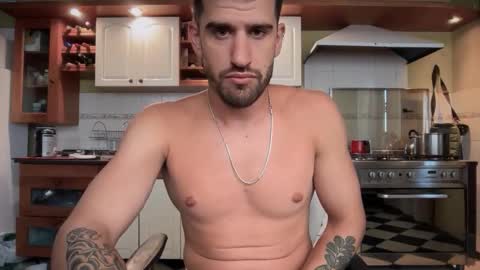 wearetwo online show from December 1, 6:39 pm