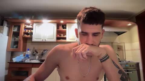 wearetwo online show from November 17, 1:19 am