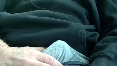 glenlooker online show from February 19, 6:29 pm