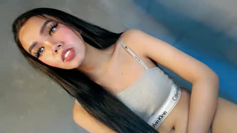 Snapshot of water_lily28 chatting on September 29, 7:29 am Isla Fox online show from September 29, 7:29 am