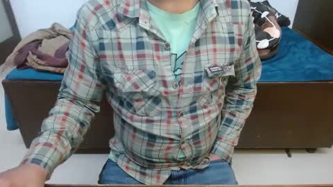 Snapshot of we_are_indian chatting on February 6, 11:20 am khushiwife kabirhubby kavyasexy gf online show from February 6, 11:20 am