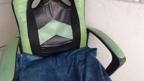 Trixie 3 online show from December 22, 3:08 pm