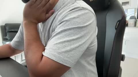 Weapon X online show from February 17, 10:38 pm