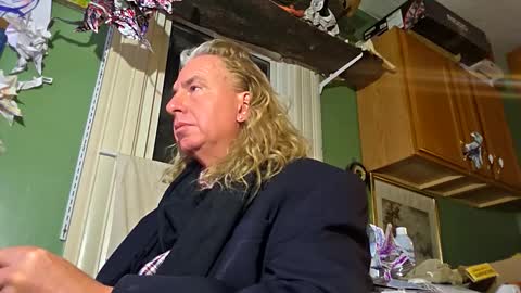 weber444 online show from March 15, 8:07 am