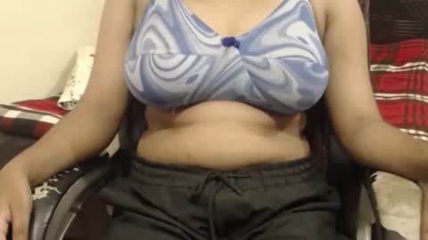 Snapshot of webshowxxx chatting on September 11, 8:15 am mina online show from September 11, 8:15 am