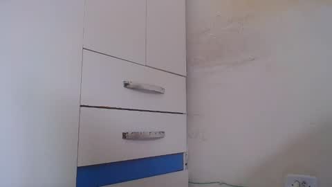 wellingtont online show from October 27, 11:21 am