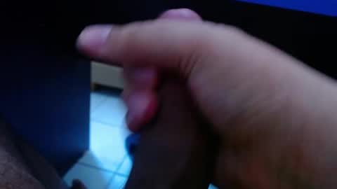 wellingtont online show from April 9, 5:00 am