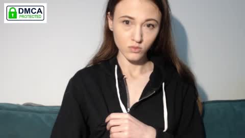 Milena online show from November 15, 8:10 pm