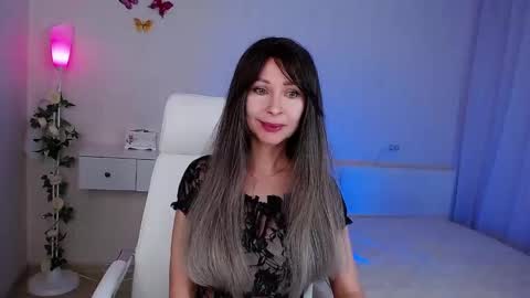 Wendi Foster online show from December 15, 6:59 pm