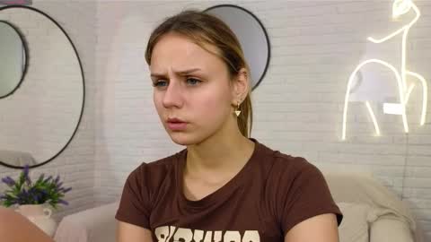 Im Wendy online show from January 9, 10:04 pm