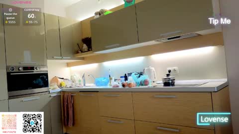 WendyCandy182 online show from April 9, 10:54 am