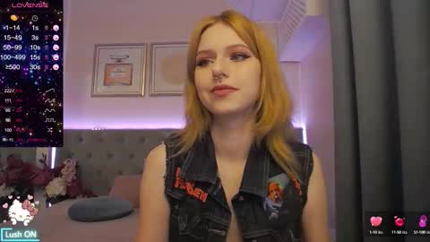 Snapshot of wendymay chatting on September 29, 6:34 am Wendy online show from September 29, 6:34 am