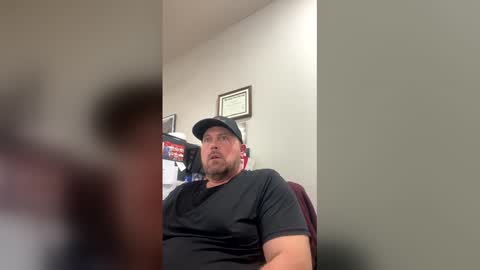 wes40960 online show from February 3, 12:18 am