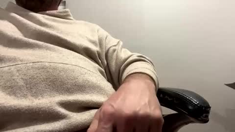 wes40960 online show from February 5, 11:50 pm