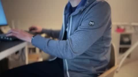 wet_adidasboy online show from January 9, 7:36 am