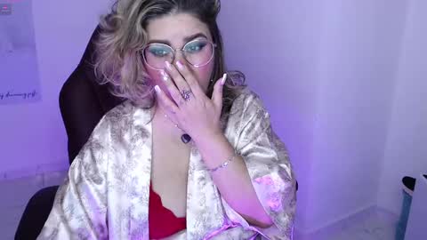 Diva online show from February 15, 2:04 am