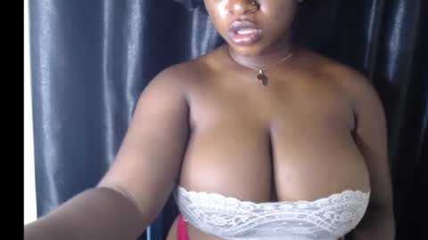Snapshot of wet_xxpussy55 chatting on October 10, 12:27 am Sonia online show from October 10, 12:27 am