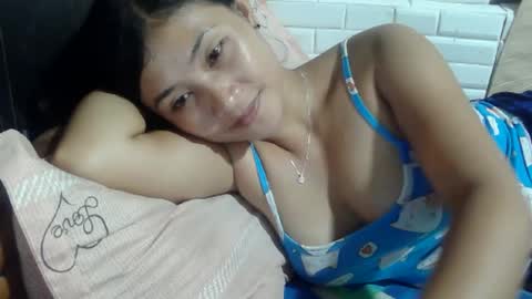 Snapshot of wettyhottie69 chatting on January 17, 1:47 am wettyhottie69 online show from January 17, 1:47 am
