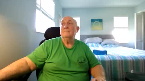 wfs2946 online show from November 4, 7:48 pm