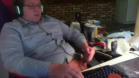 whateverdude555 online show from November 3, 10:55 pm