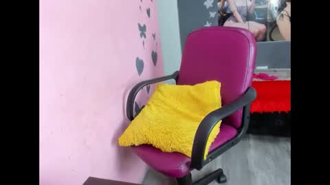 white_luna1 online show from March 21, 7:18 pm