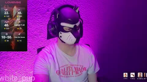 white_pup online show from March 1, 7:40 pm