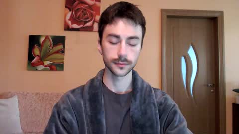 Tom online show from October 2, 2:38 pm