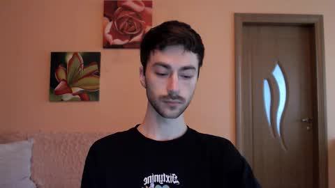 Tom online show from December 22, 12:45 pm