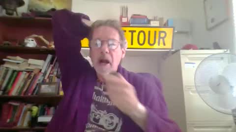 whiteboomer online show from April 6, 12:08 am