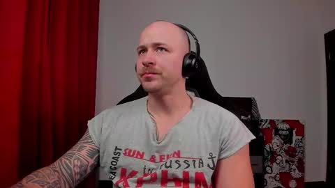 VI online show from February 2, 7:10 pm