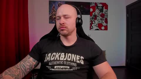 VI online show from February 27, 7:39 pm