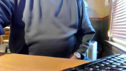 whydog online show from February 10, 7:50 pm