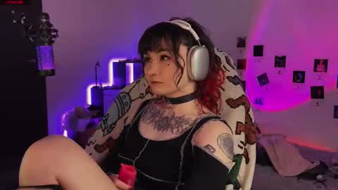 iggy iggz online show from December 23, 3:23 am