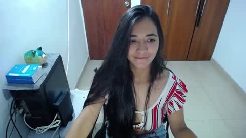 Ilauren online show from September 18, 9:57 am