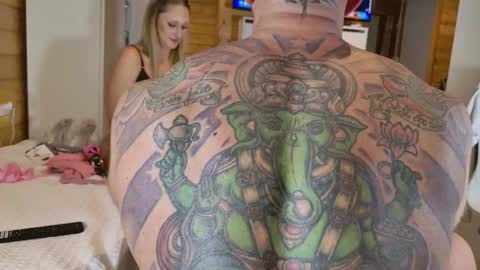 Snapshot of wild41 chatting on October 24, 8:31 pm  RoanWild  Wild  online show from October 24, 8:31 pm