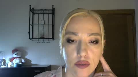 Alina online show from March 10, 11:45 am