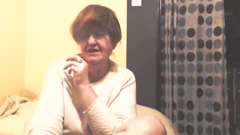 WildRedCat online show from December 2, 9:57 pm