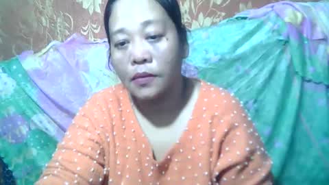 Snapshot of wildveron_205 chatting on October 15, 7:53 am wildveron_205 online show from October 15, 7:53 am
