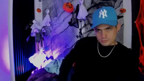 William Steel online show from October 22, 4:26 am