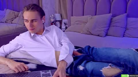 William online show from October 6, 3:24 am