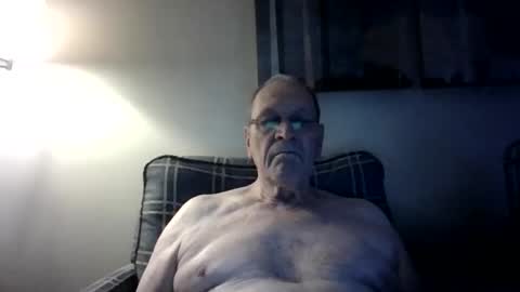 Snapshot of willnedoher chatting on September 25, 12:34 pm Willhedoher online show from September 25, 12:34 pm