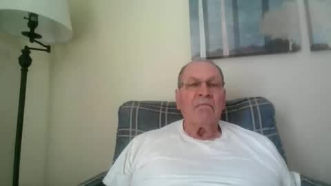 Snapshot of willnedoher chatting on March 8, 2:51 pm Willhedoher online show from March 8, 2:51 pm