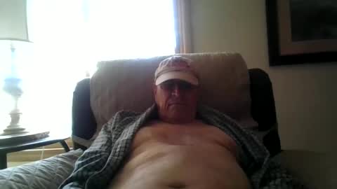 Snapshot of willnedoher chatting on March 9, 9:46 pm Willhedoher online show from March 9, 9:46 pm